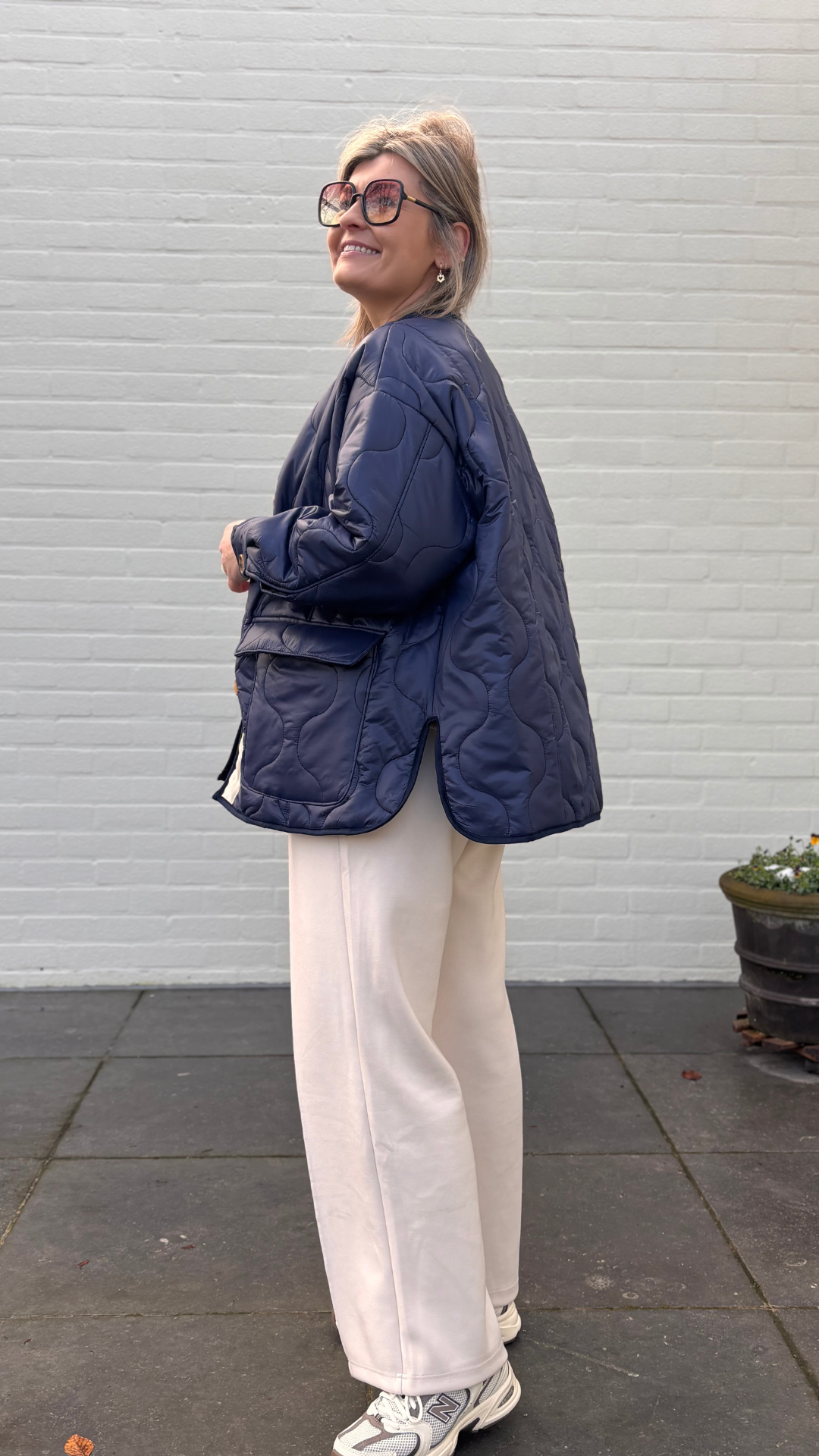 Blue jacket ecru trim