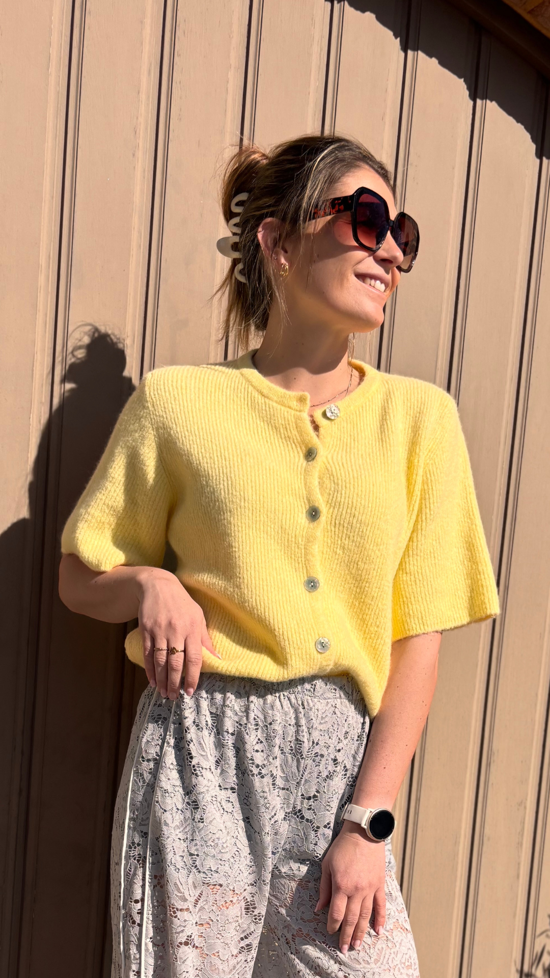 Yellow vest short sleeves