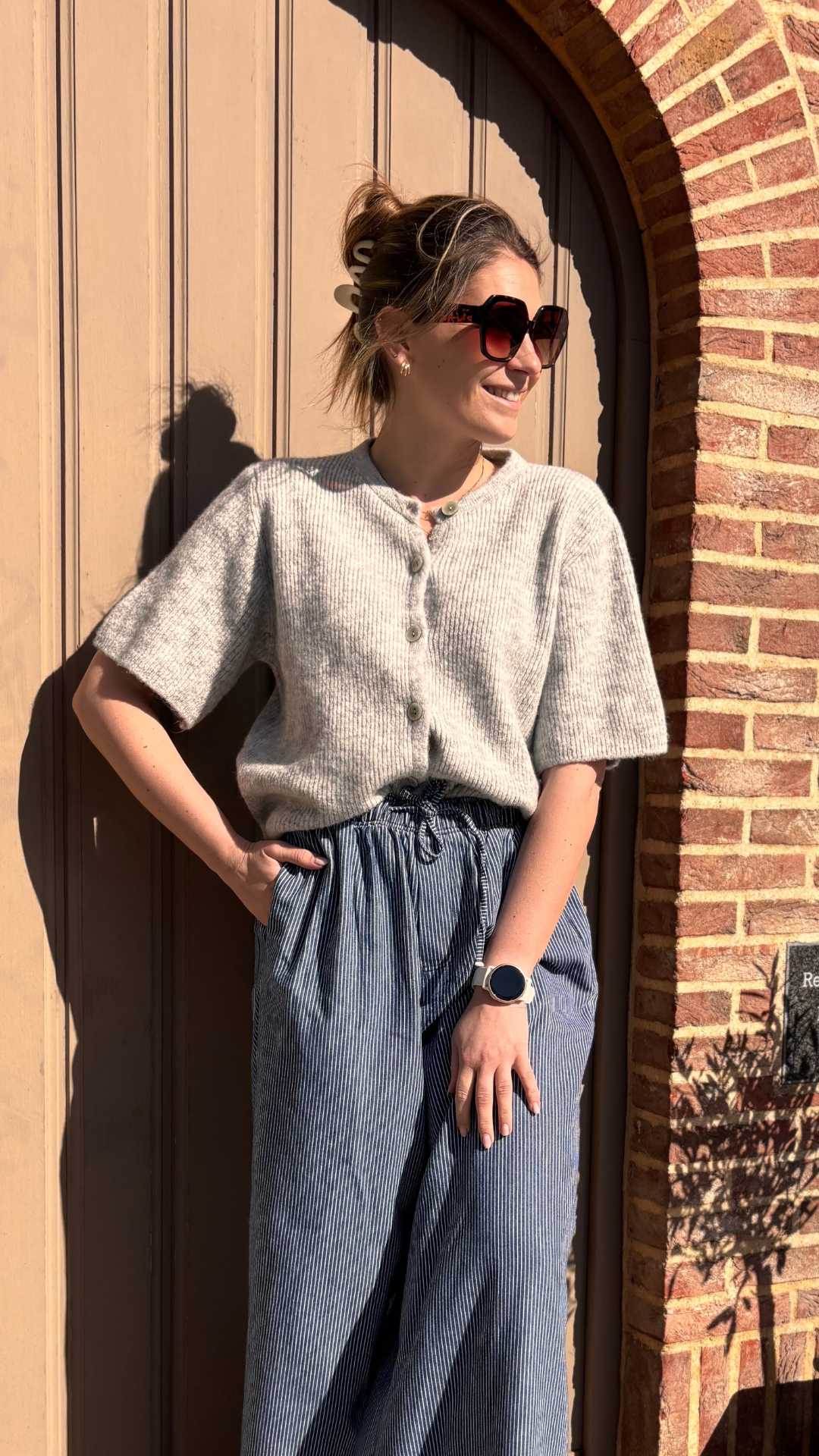 Grey vest short sleeves