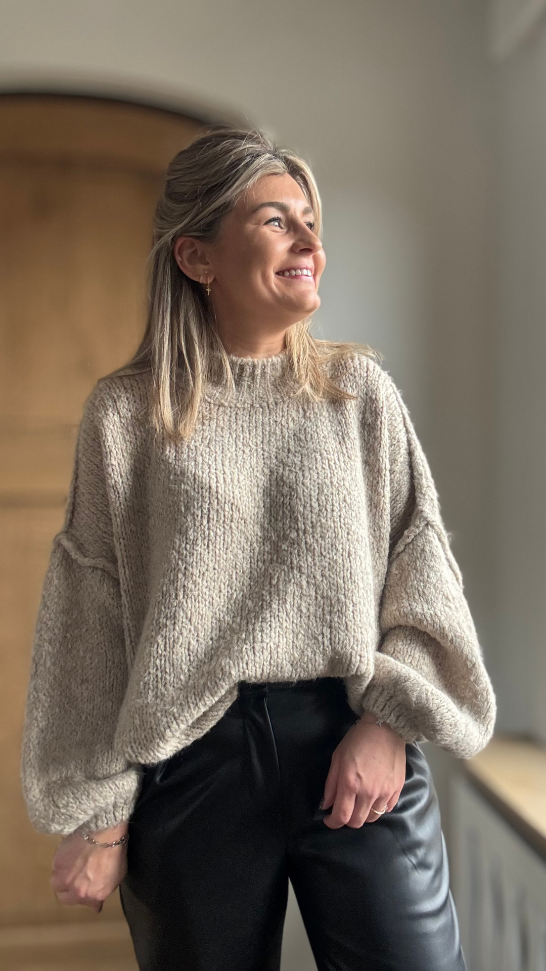 Beige knit