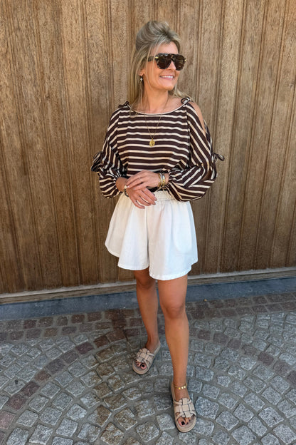 Faye top