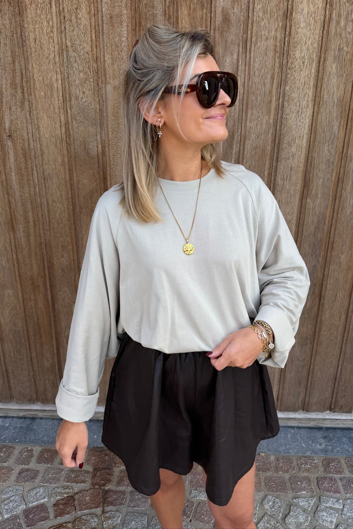 Phoebe longsleeve (beige)