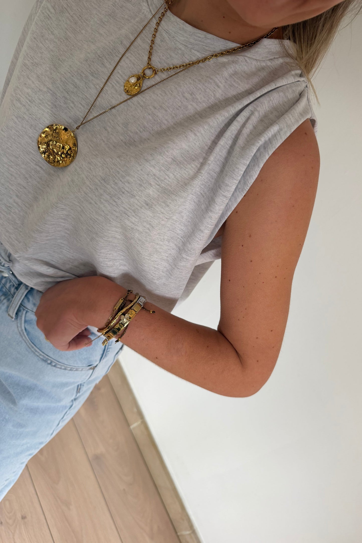 Joelle Tee Light Grey