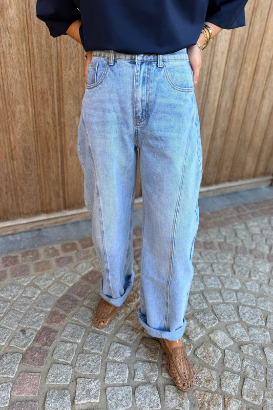 Balloon jeans