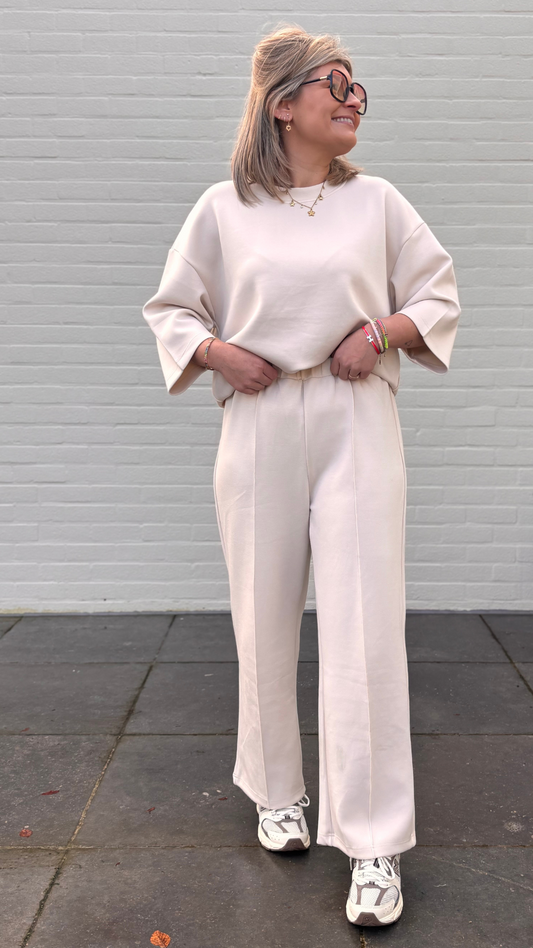 Soft chic set off white