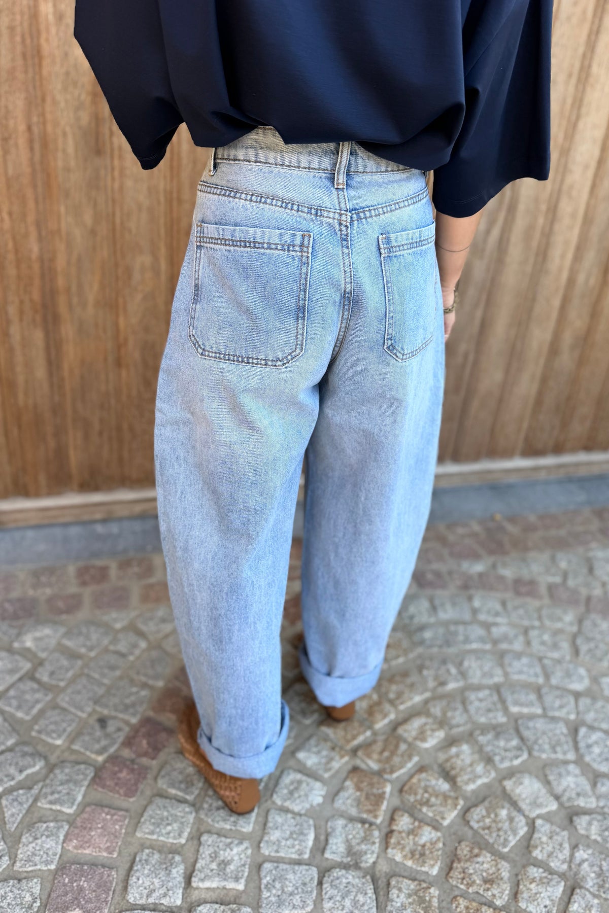 Balloon jeans