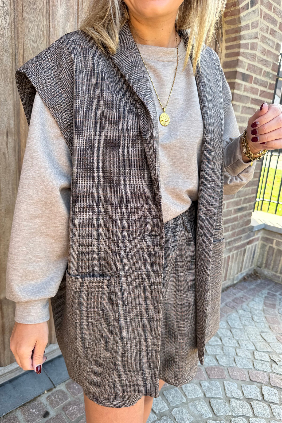 Lia Blazer