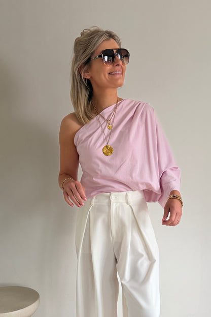 Julia off shoulder