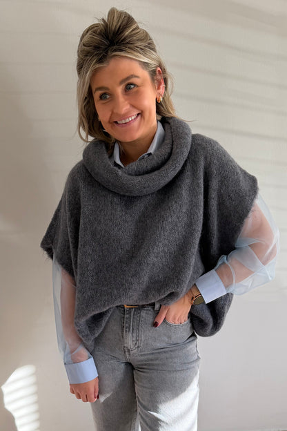 Organza sleeve blouse