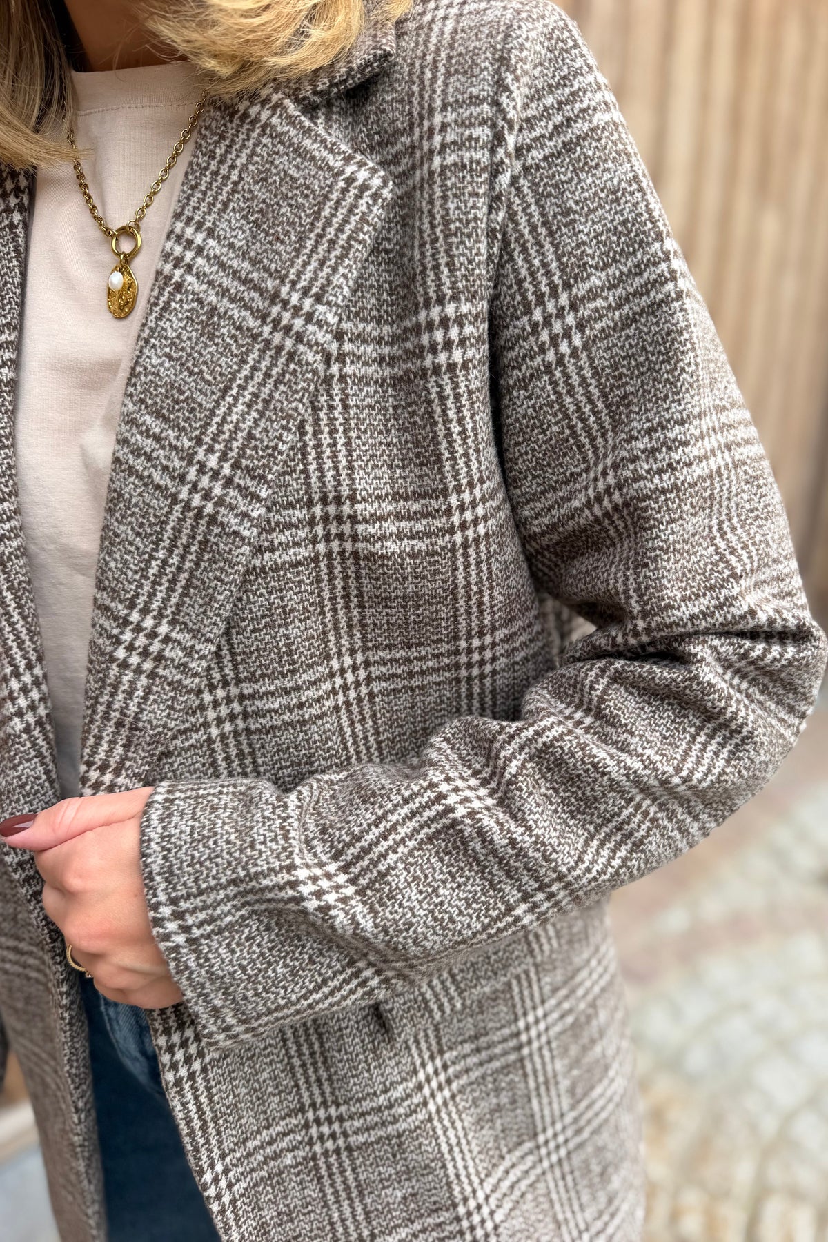 Nell blazer