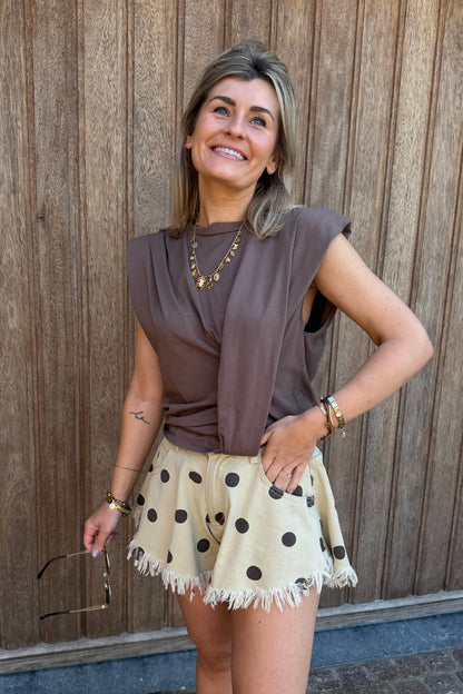 Inès top bruin