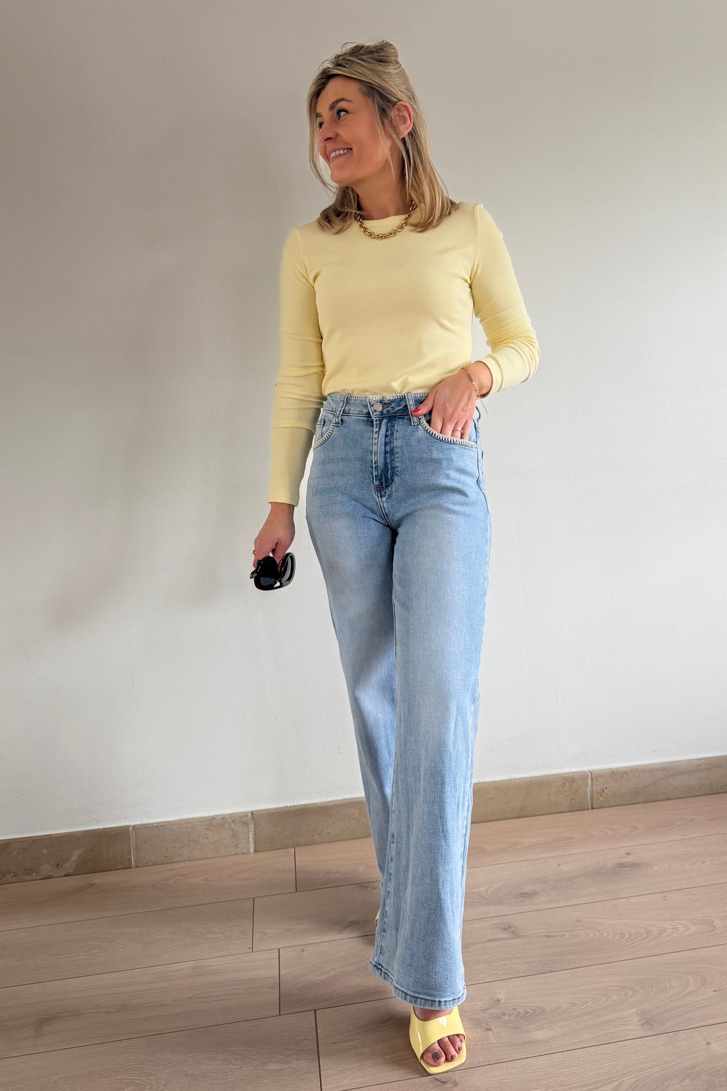 Mila jeans light blue