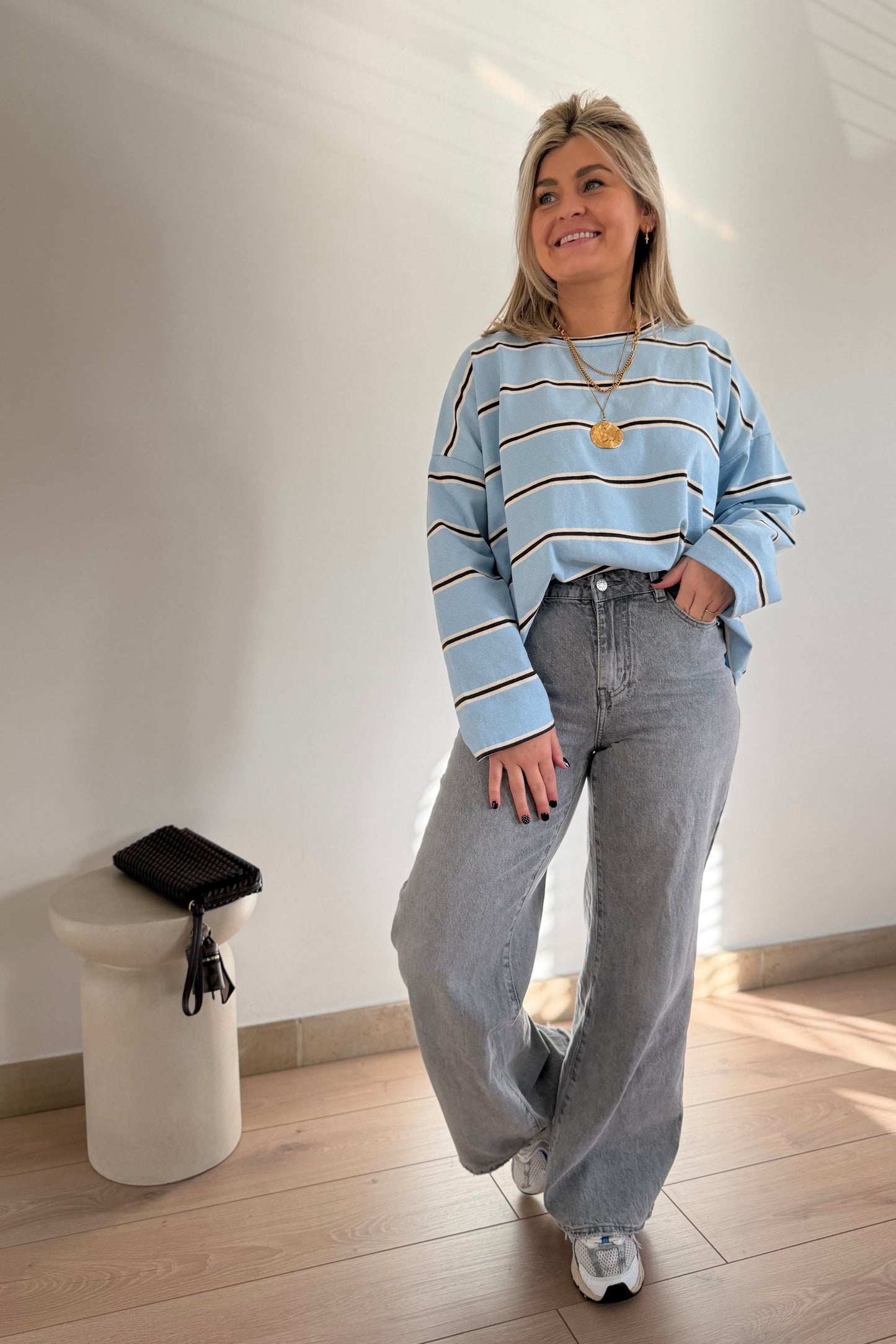 Ona Sweatshirt lichtblauw